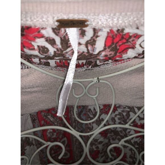 Nice FREE PEOPLE MIXED MEDIA TOP size small Good Condition - Picture 3 of 6